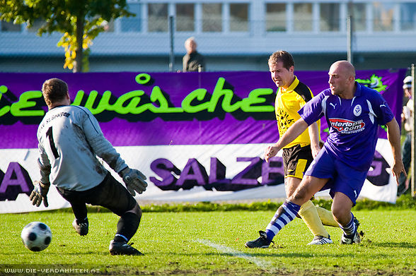 Nach dem F�hrungstreffer durch Jukic erh�ht Schleindl auf 3:1