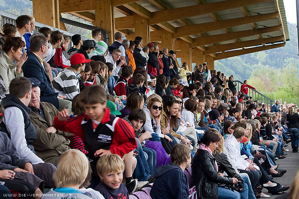 1.200 - 2.200 Besucher nutzen den Sonntagstermin