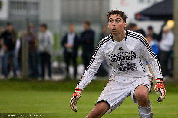 Grünau-Goalie Josef Stadlbauer