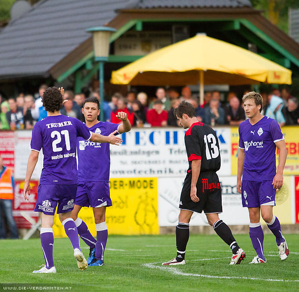 In der 40. Minute trifft Danis Rekic zum 1:0 f�r die Austria
