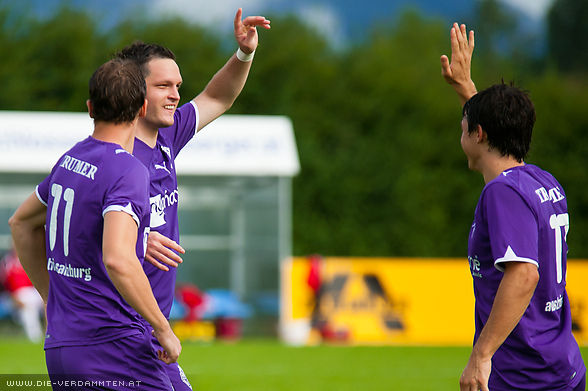 In der 55. Minute trifft Peter Urbanek zum 1:0 f�r die Austria