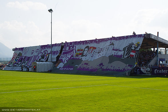 ... für die beeindruckende Choreo der Unione